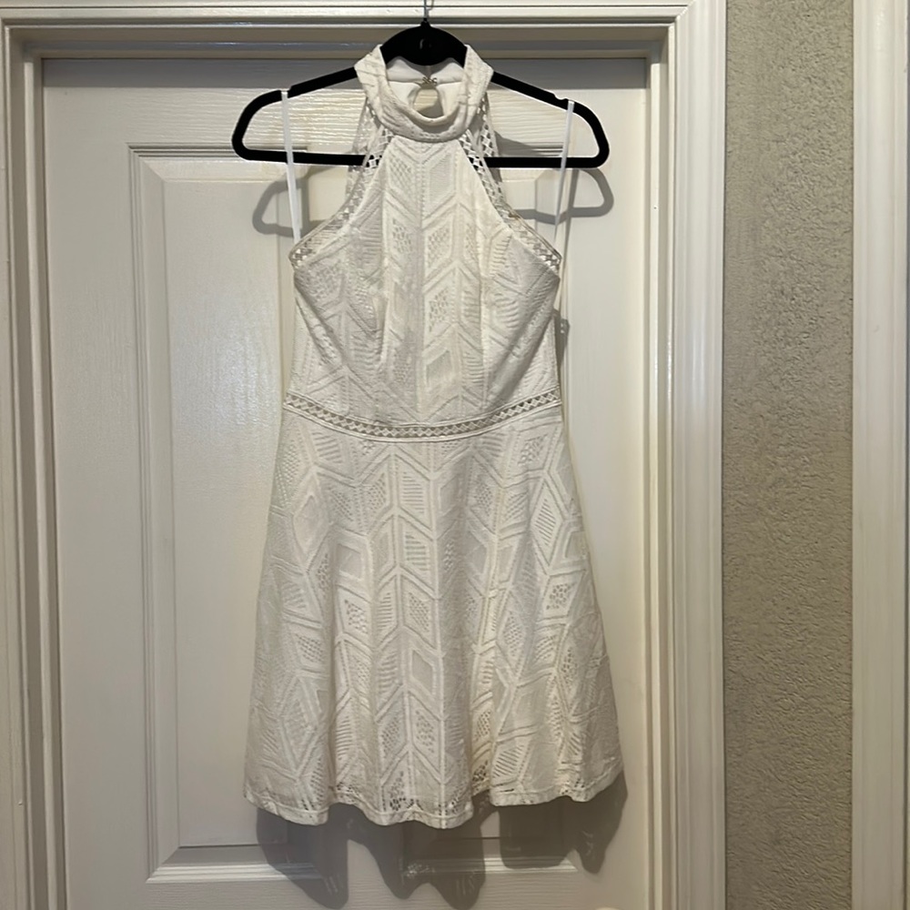 LACE WHITE DRESS
